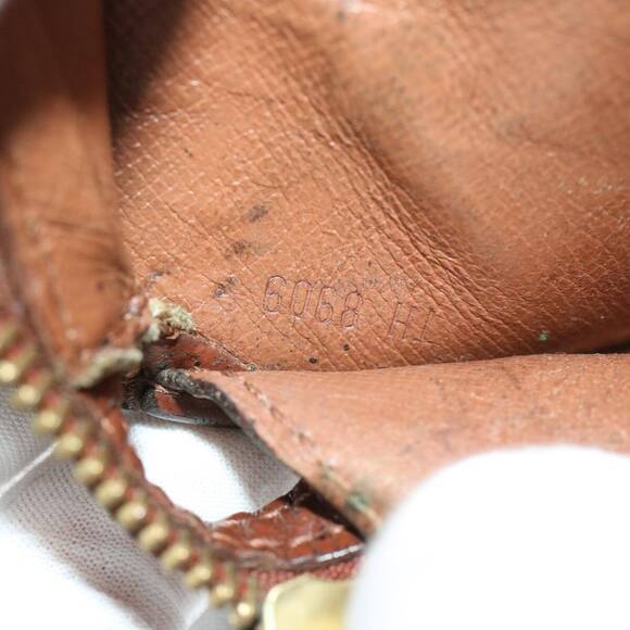 LOUIS VUITTON Monogram Pochette Homme Clutch Bag M51795 LV Auth 67518